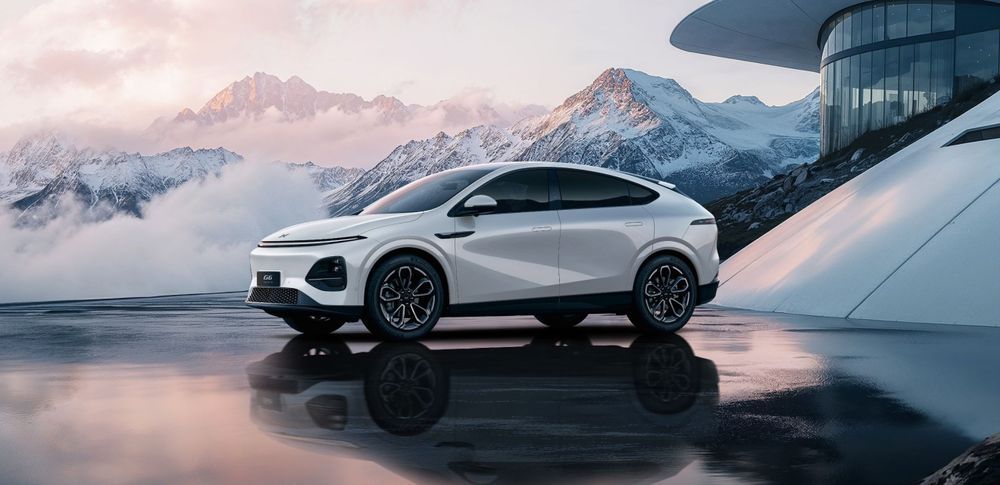 XPENG G6 Arctic White