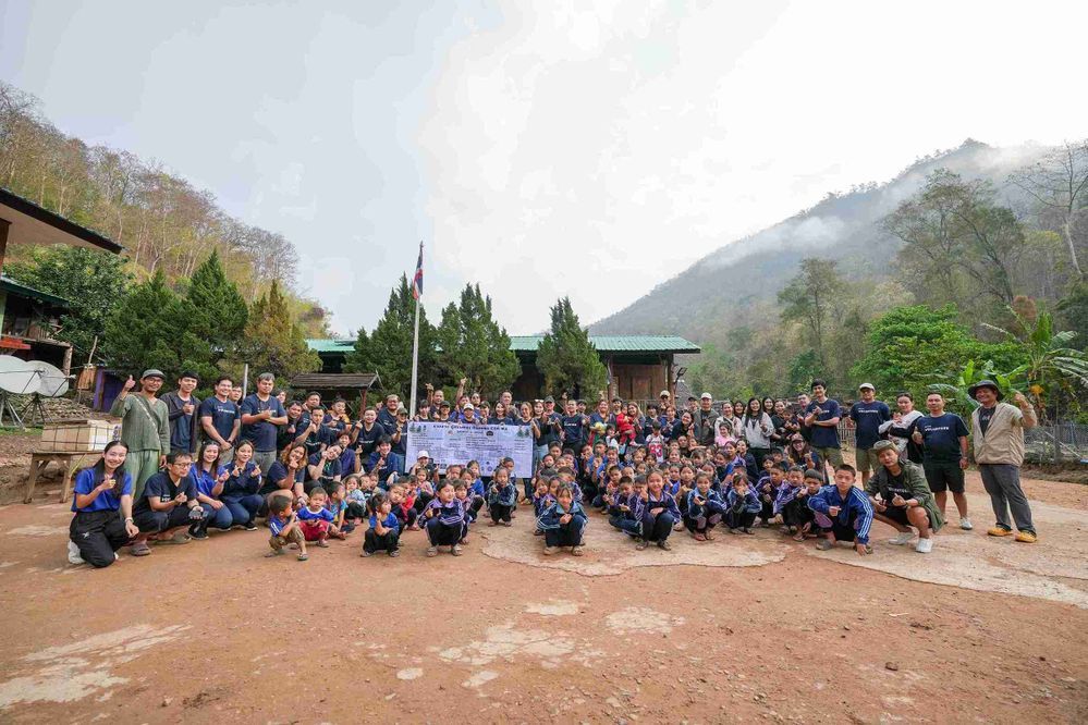 GWM TANK 300 ฝ่าด่านหินแม่ฮ่องสอน เติมแสงสว่างคืนรอยยิ้มให้น้องชาวดอย