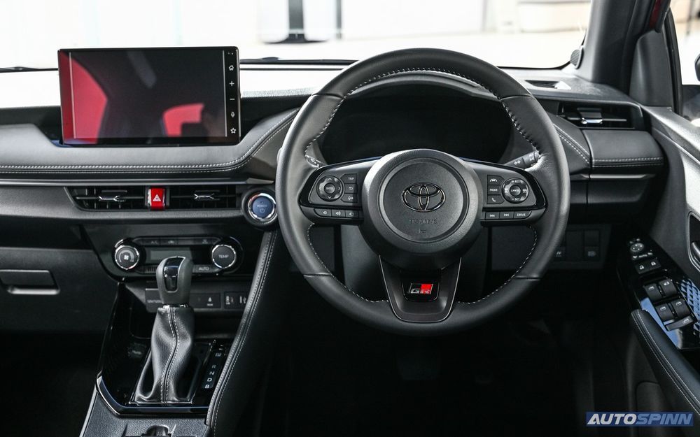 Toyota Yaris ATIV  HEV