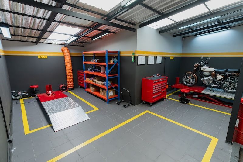 Royal Enfield สาขาพระราม 2 