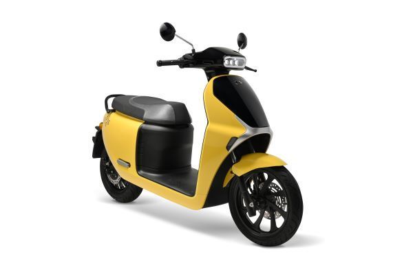 BREEZE 2025-2026 สีเหลือง