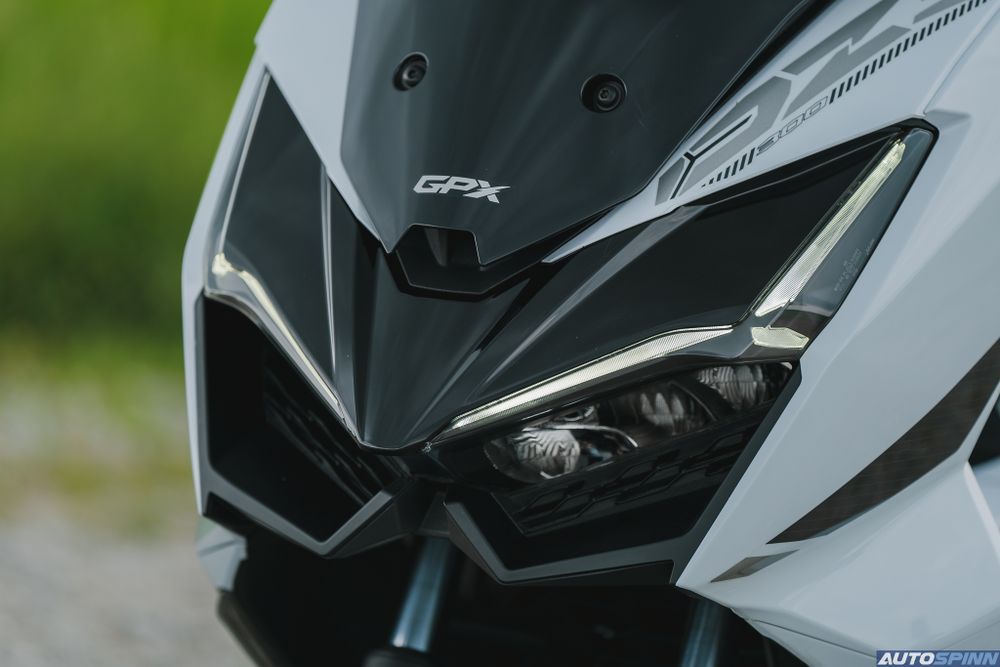 GPX DZ3 Headlight