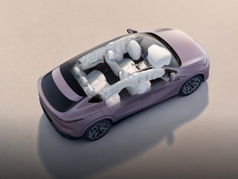 2025 XPENG G6 Airbag