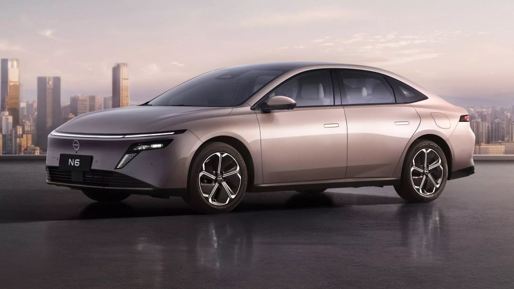 Nissan N6 ซีดาน PHEV