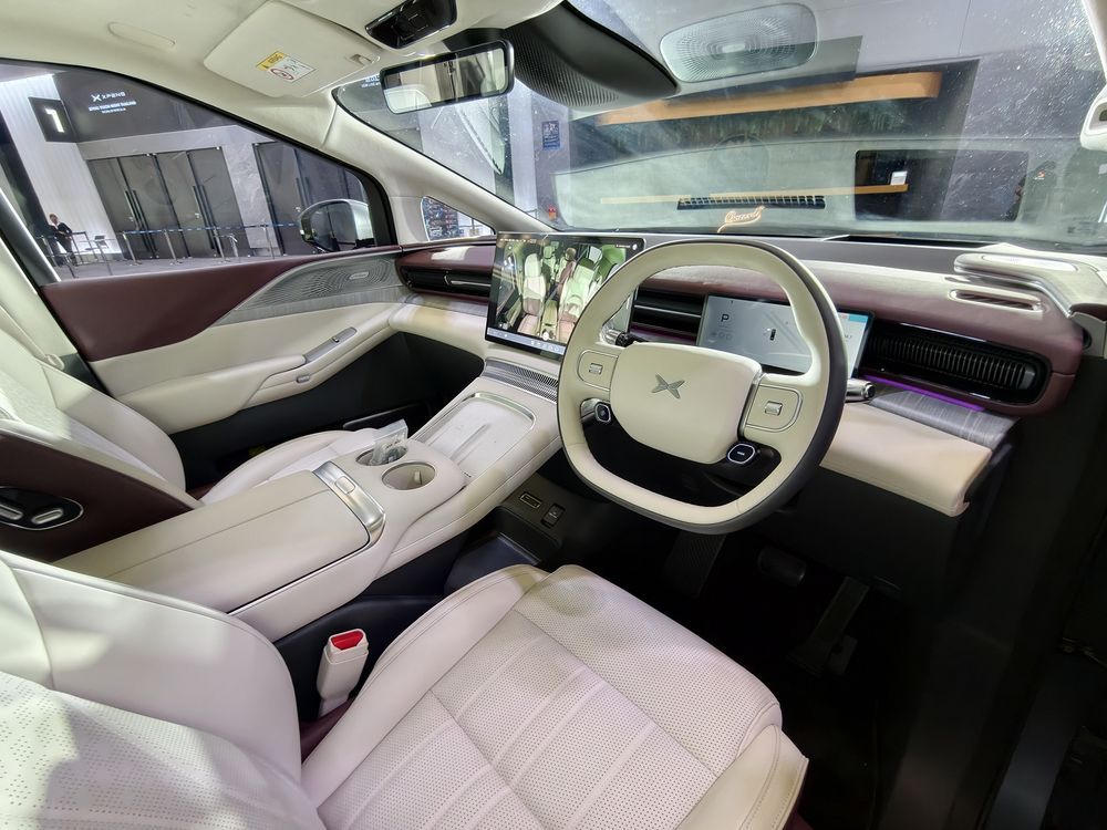 XPENG X9 2026