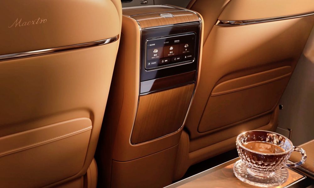Maextro V800 Interior ห้องโดยสาร