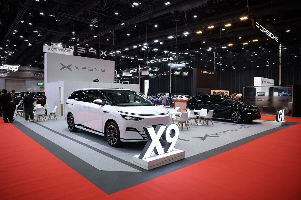XPENG X9