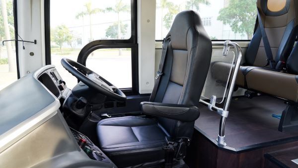 Mercedes-Benz Bus RS1936 2025 ที่นั่งคนขับ