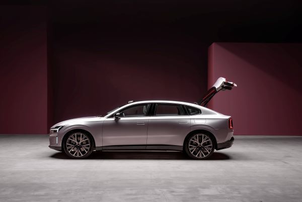 volvo ES90 2025-2026 ด้านข้าง