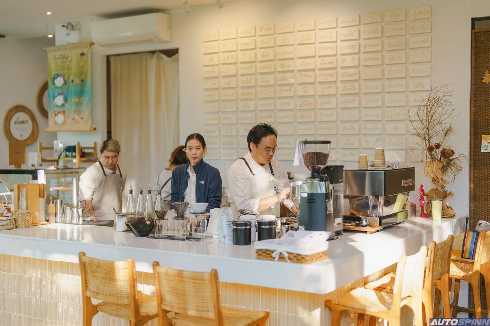 MiVana Coffee Flagship Store (8)