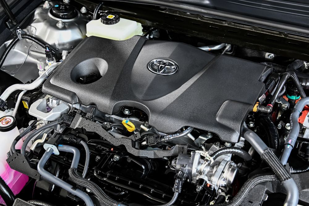 Toyota Camry 2024 เครื่องยนต์ (1)