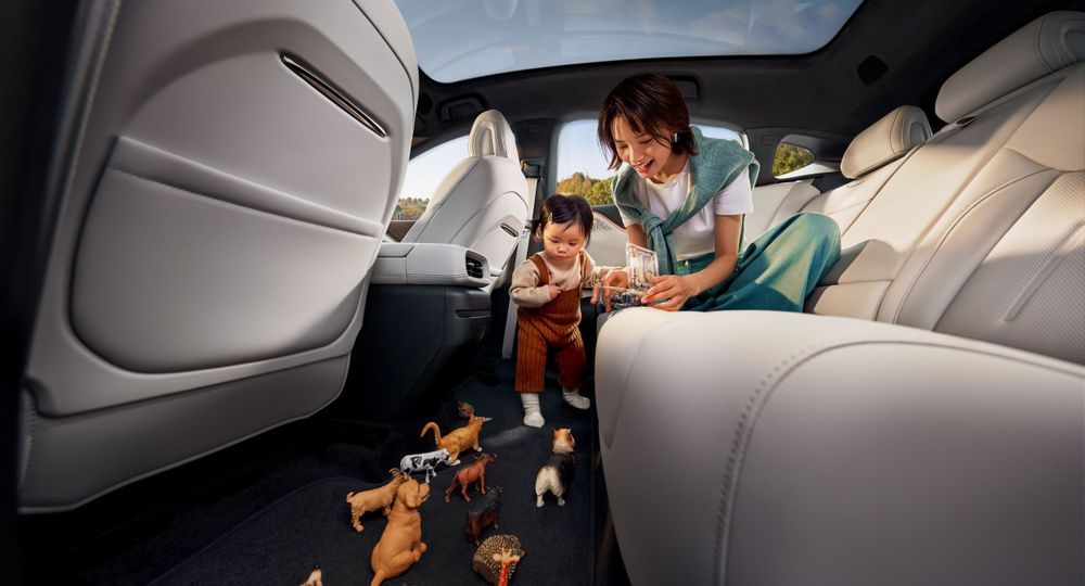 2025 XPENG G6 Rear Interior