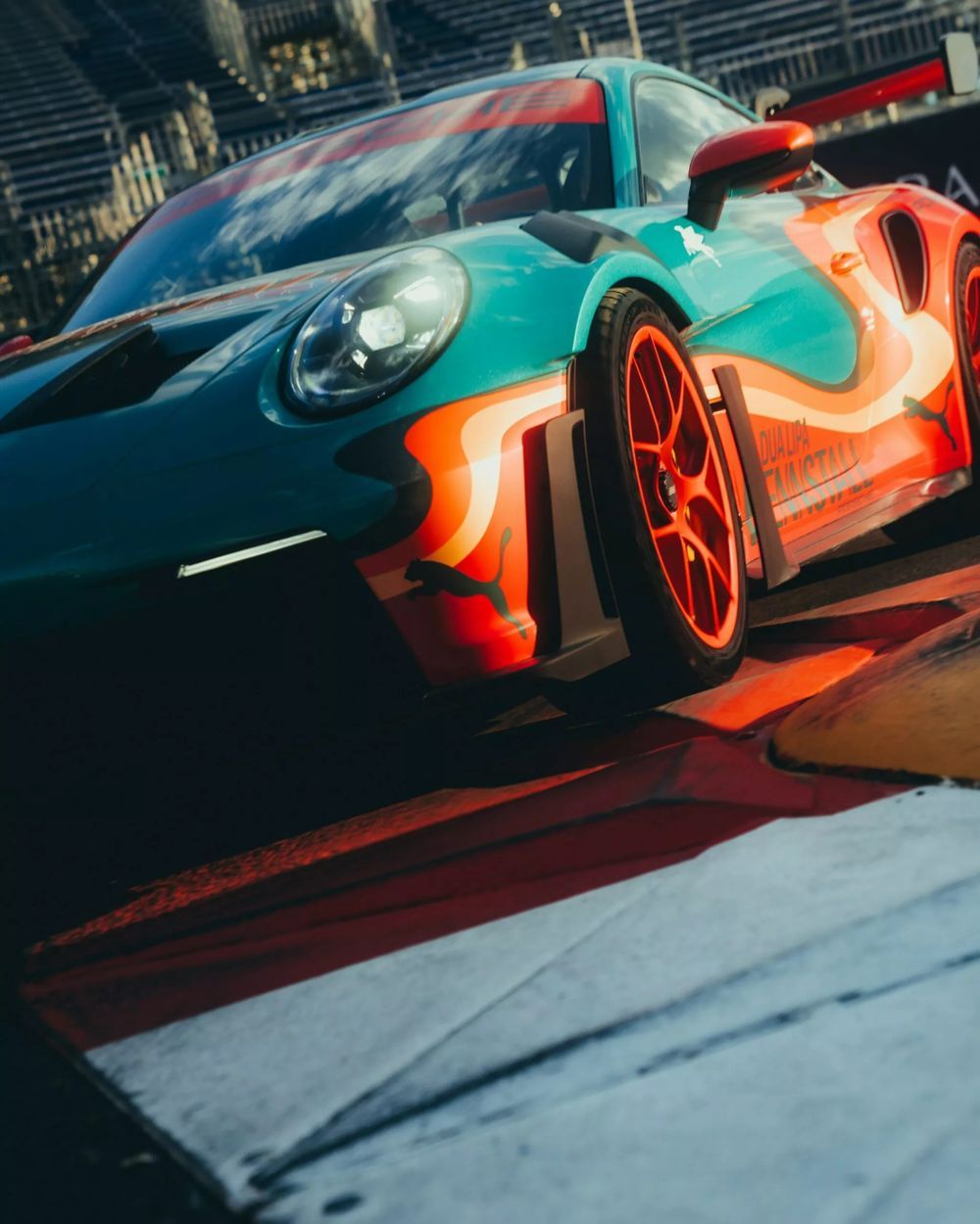 Dua Lipa X Porsche 911 GT3 RS ล้อหน้า