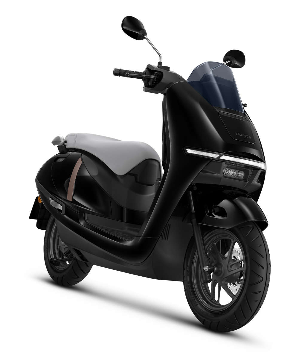 Honda UC3 Black