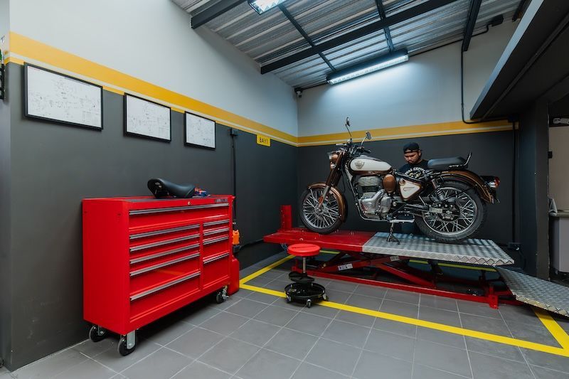 Royal Enfield สาขาพระราม 2 (1)