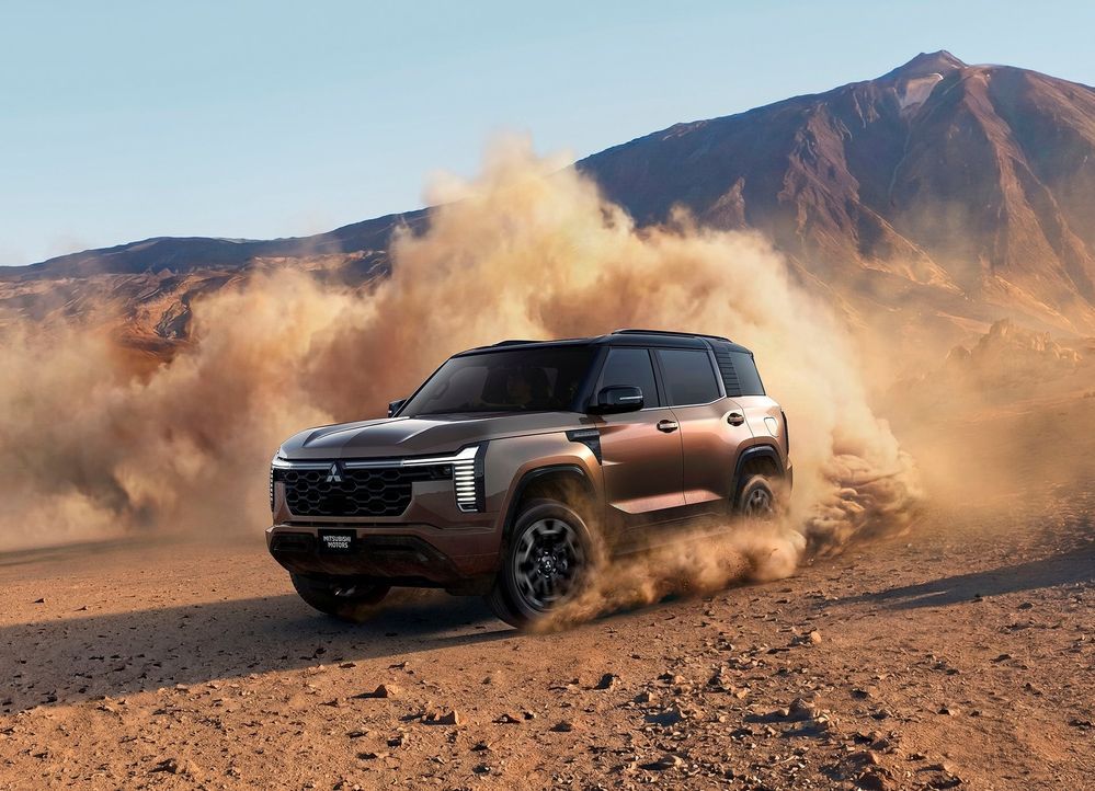 New Mitsubishi Pajero