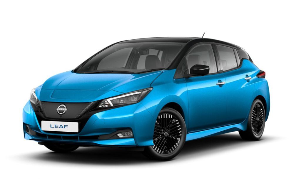 Nissan Leaf 2023 blue black roof