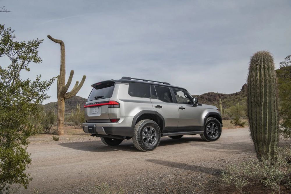 Lexus GX 550h hybrid (3)