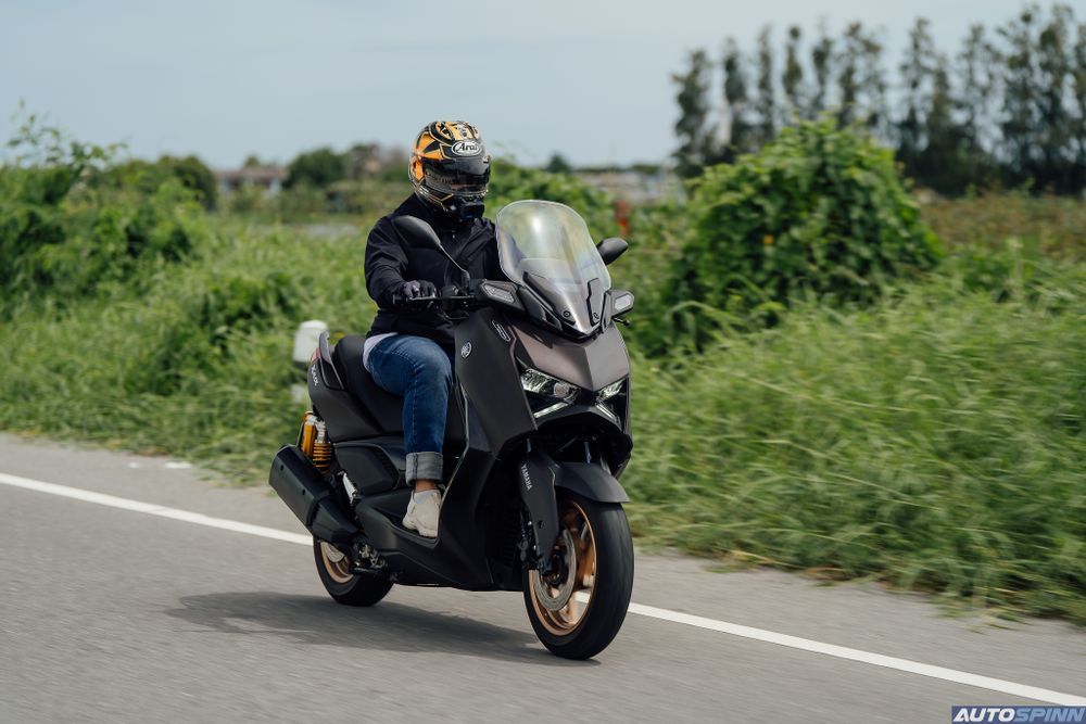 Yamaha XMAX Tech MAX Ride