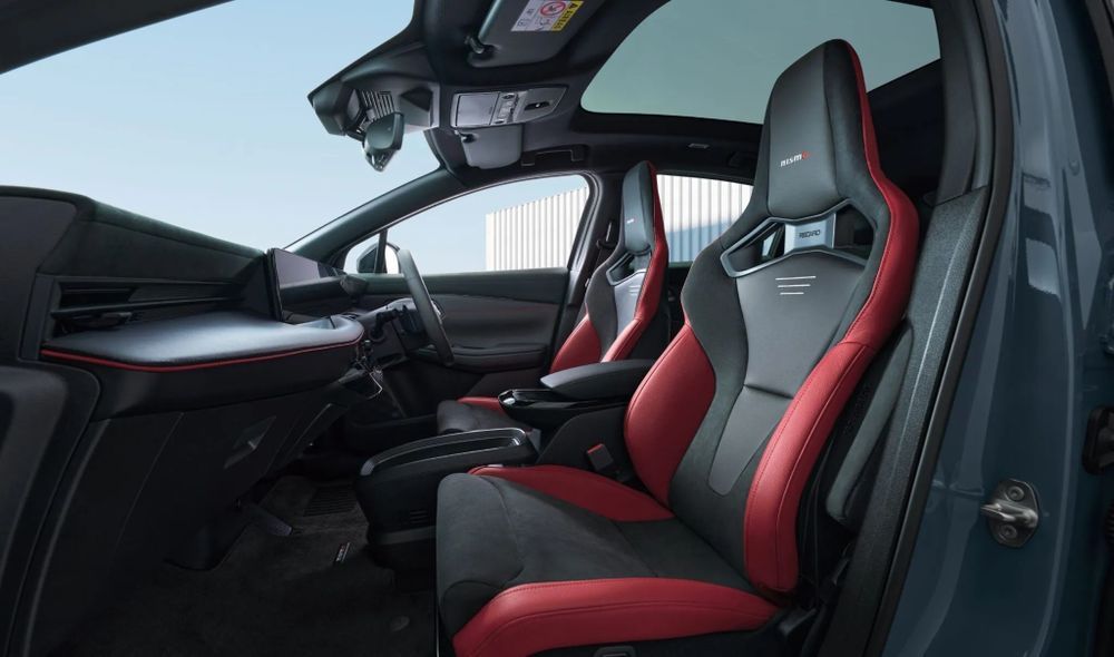 New Nissan Leaf Nismo เบาะโดยสาร