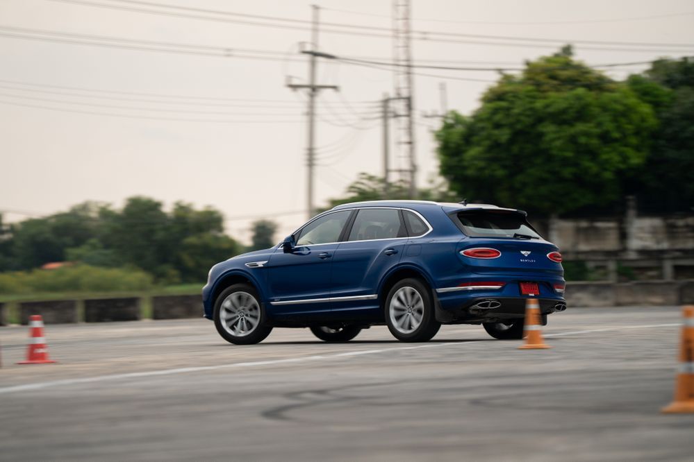 Bentley Bentayga Hybrid (3)