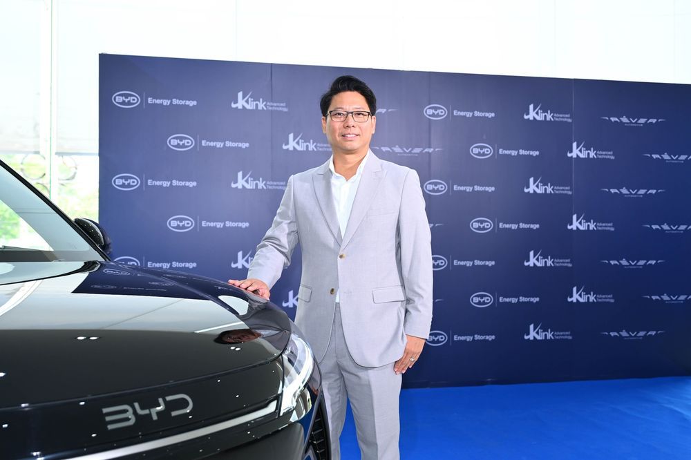 คุณประธานวงศ์ พรประภา