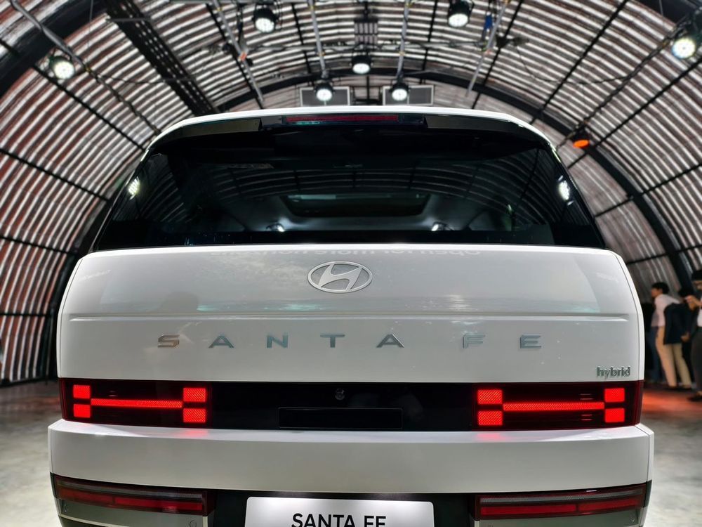 Hyundai SANTA FE Hybrid
