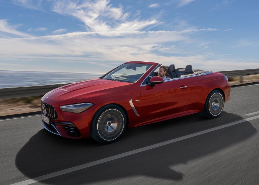 Mercedes-AMG CLE53 Cabriolet 2025 (4)