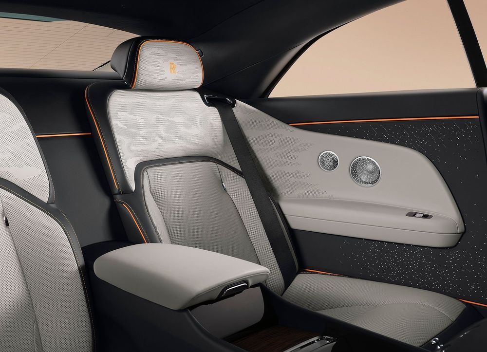 Rolls-Royce Spectre Series II เบาะโดยสาร