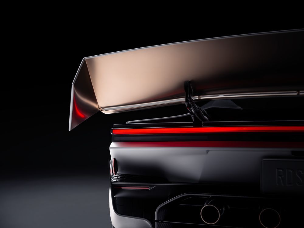 Tesla Roadster 2026