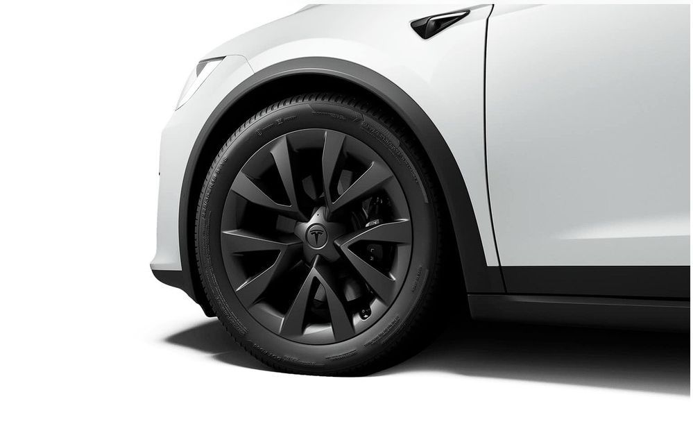 Tesla Model X Plaid 20 inch Wheel