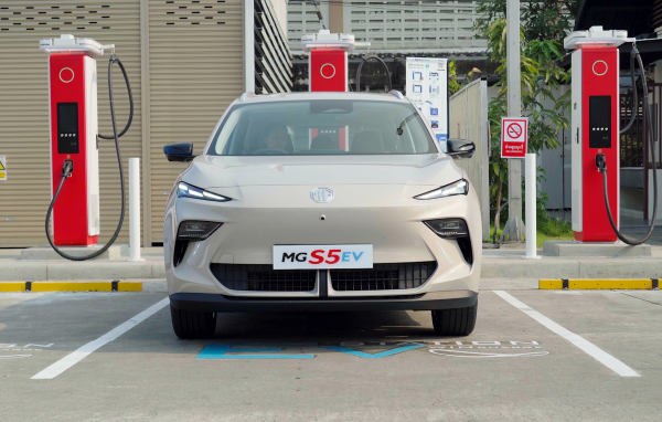 NEW MG S5 EV 2025 ด้านหน้า