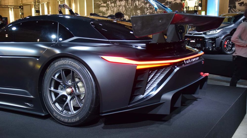 Toyota GR GT3 Concept ด้านข้าง