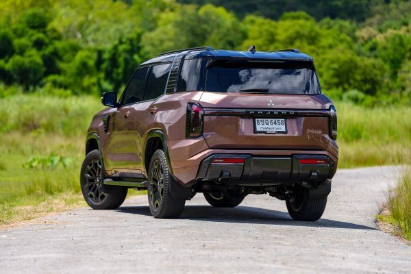 Mitsubishi Pajero 2026 6