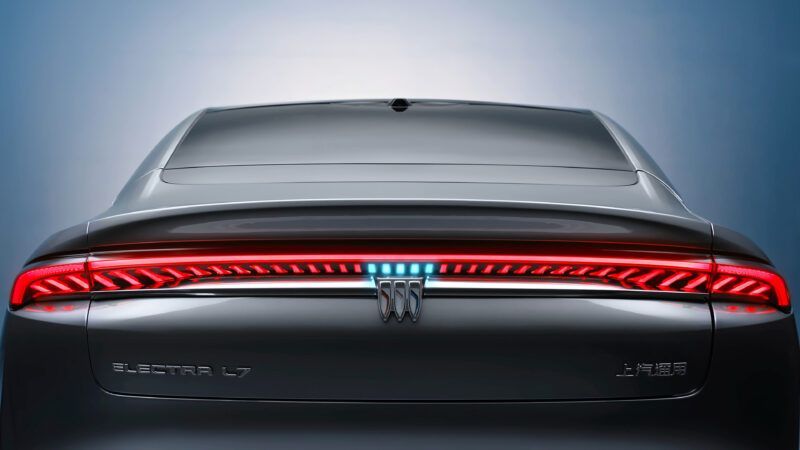 Buick Electra L7
