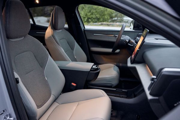 The New Volvo EX30 Cross Country EX30 ภายใน