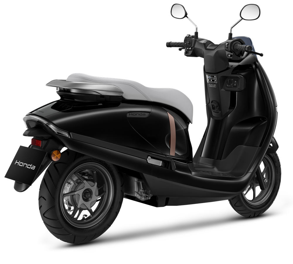 Honda UC3 Black