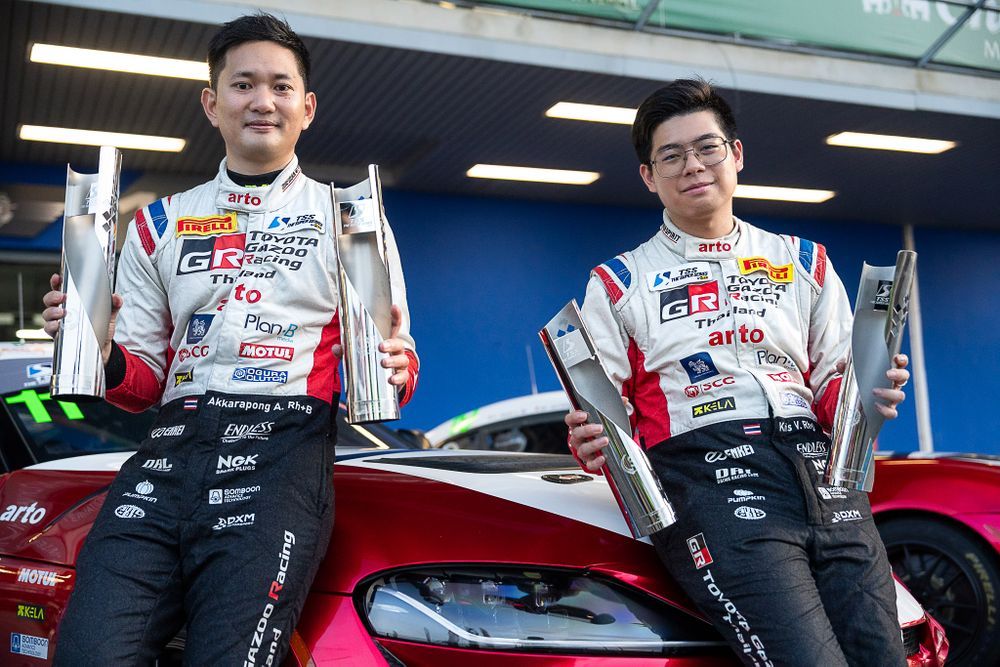 TOYOTA GAZOO Racing Thailand รับถ้วย GT4 Pro อันดับ 2 และ 4