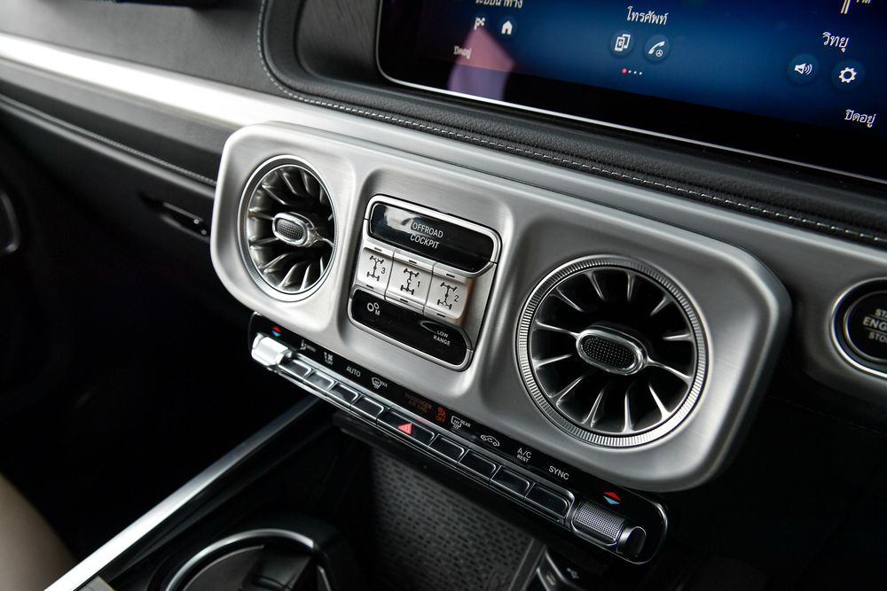 Mercedes-Benz G 450 d Vintage Look คอนโซลหน้า