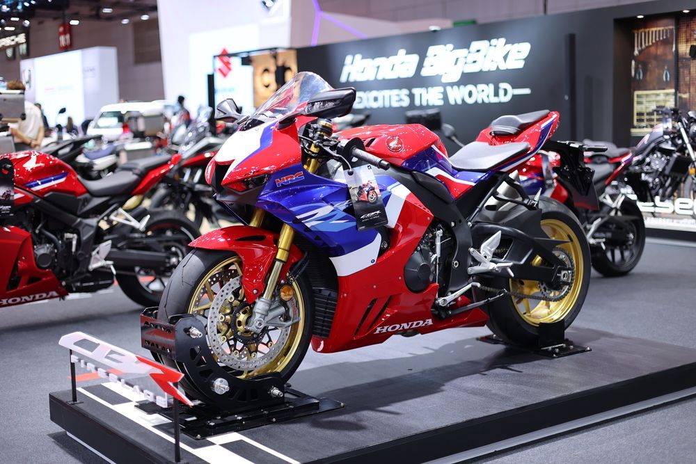 Honda CBR1000RR-R