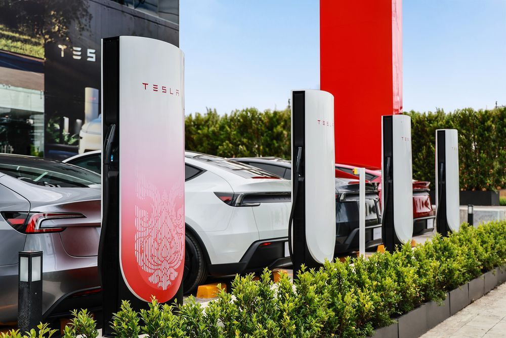Tesla Supercharger V4 Thailand