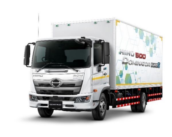 Hino FC Dominator Euro 5 รถบรรทุก 6 ล้อขนาดกลางรุ่นใหม่ 1