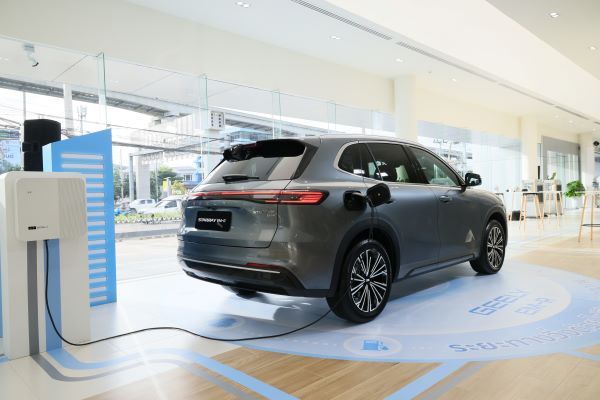 ตารางผ่อน GEELY STARRAY EM-R 2026 เริ่มต้น 7,xxx บาท 11