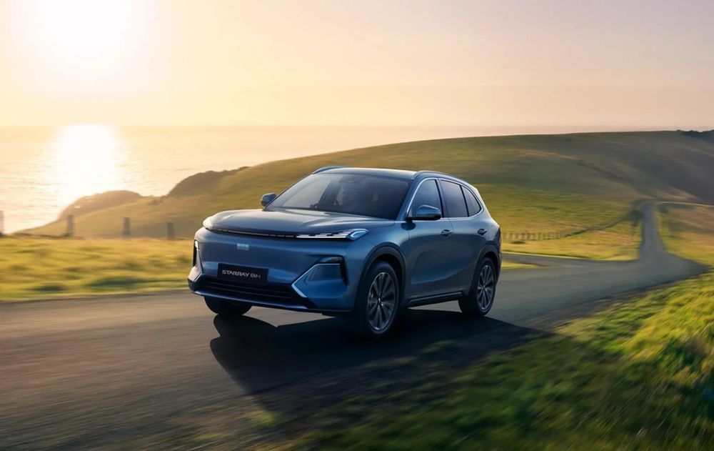 Geely EM-i Super Hybrid