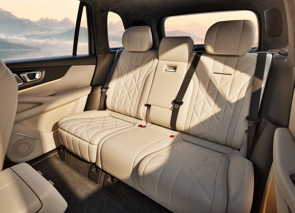 Geely Xingyue L PLUS เบาะโดยสารตอนหลัง