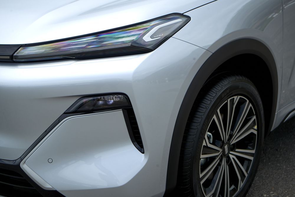 Geely Starray EM-R - ไฟหน้า