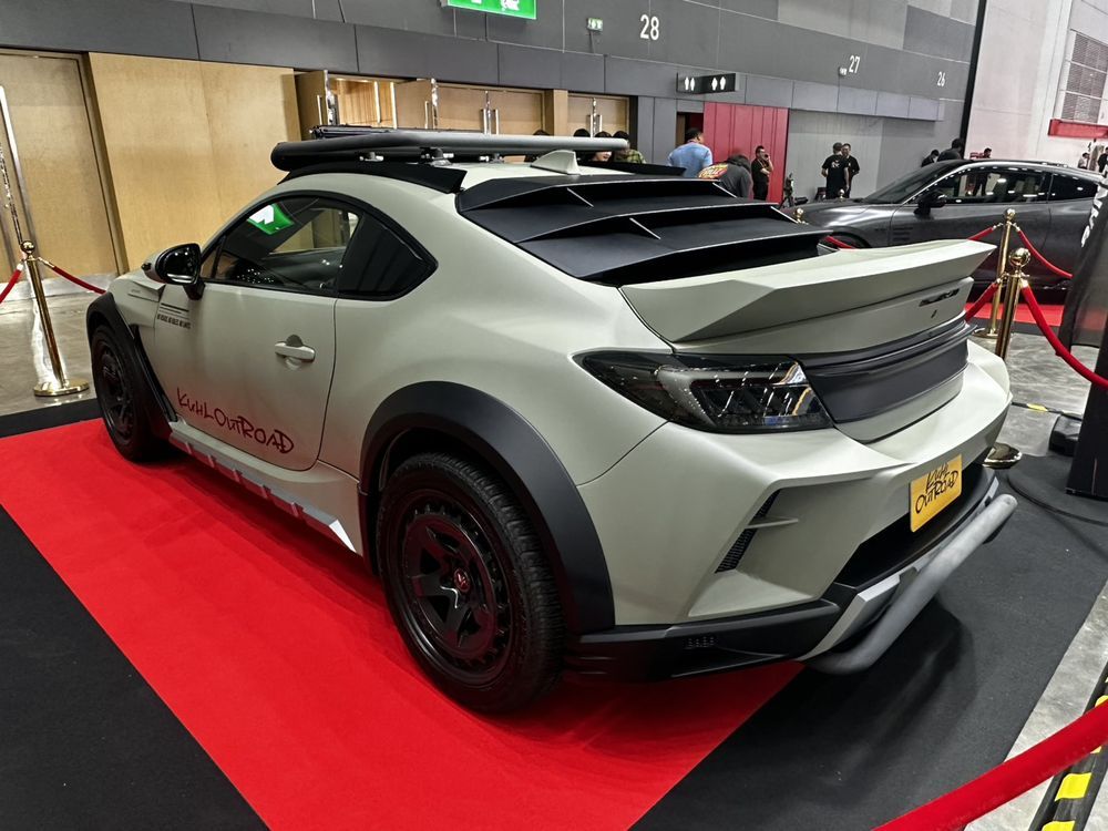 TOYOTA GR86 KUHL RACING OUTROAD