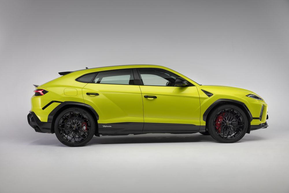 Lamborghini Urus SE Performante
