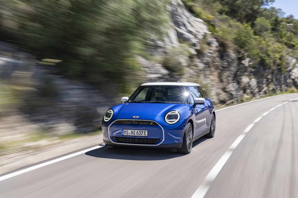 MINI Cooper SE Hightrim