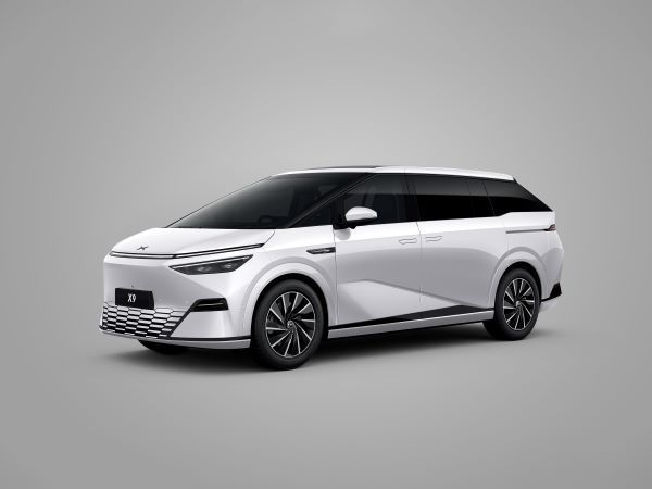 XPENG X9 Executive 2025 ภายนอก